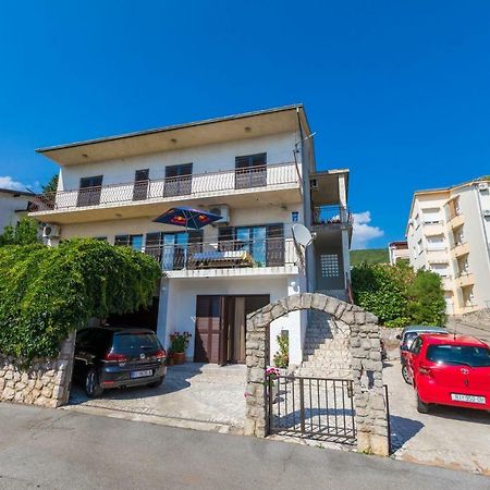 Apartment Suzy Dramalj Exterior photo